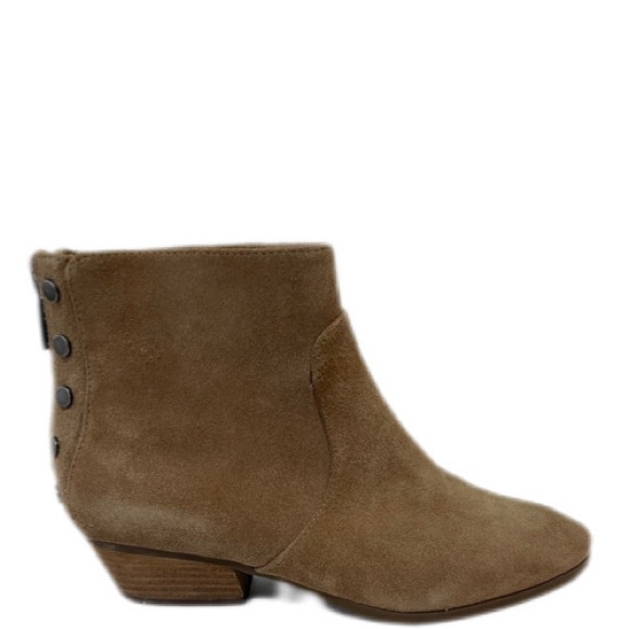 Vince Camuto Shoes - VINCE CAMUTO DESERT BOOT- (Verona) 8.5